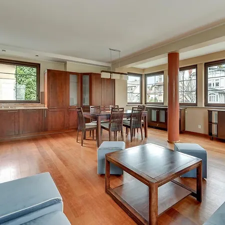 Blue Mandarin Chopina *