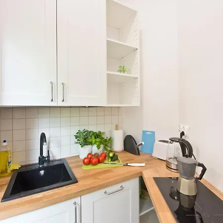 Daire Blue Mandarin Chopina *