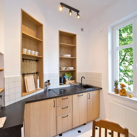 Blue Mandarin Chopina Daire *